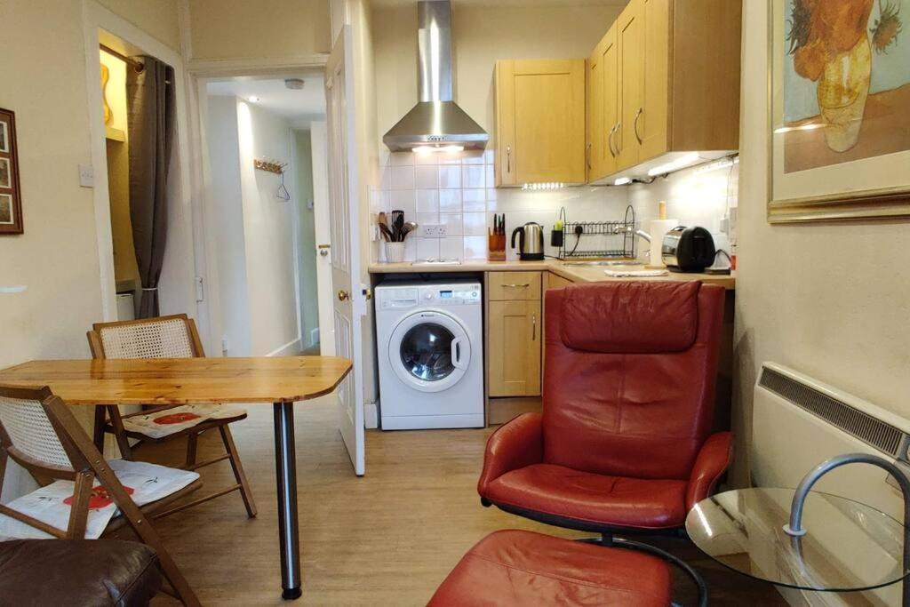 Royal Mile Apt, Just 1 Min From Edinburgh Castle! Luaran gambar