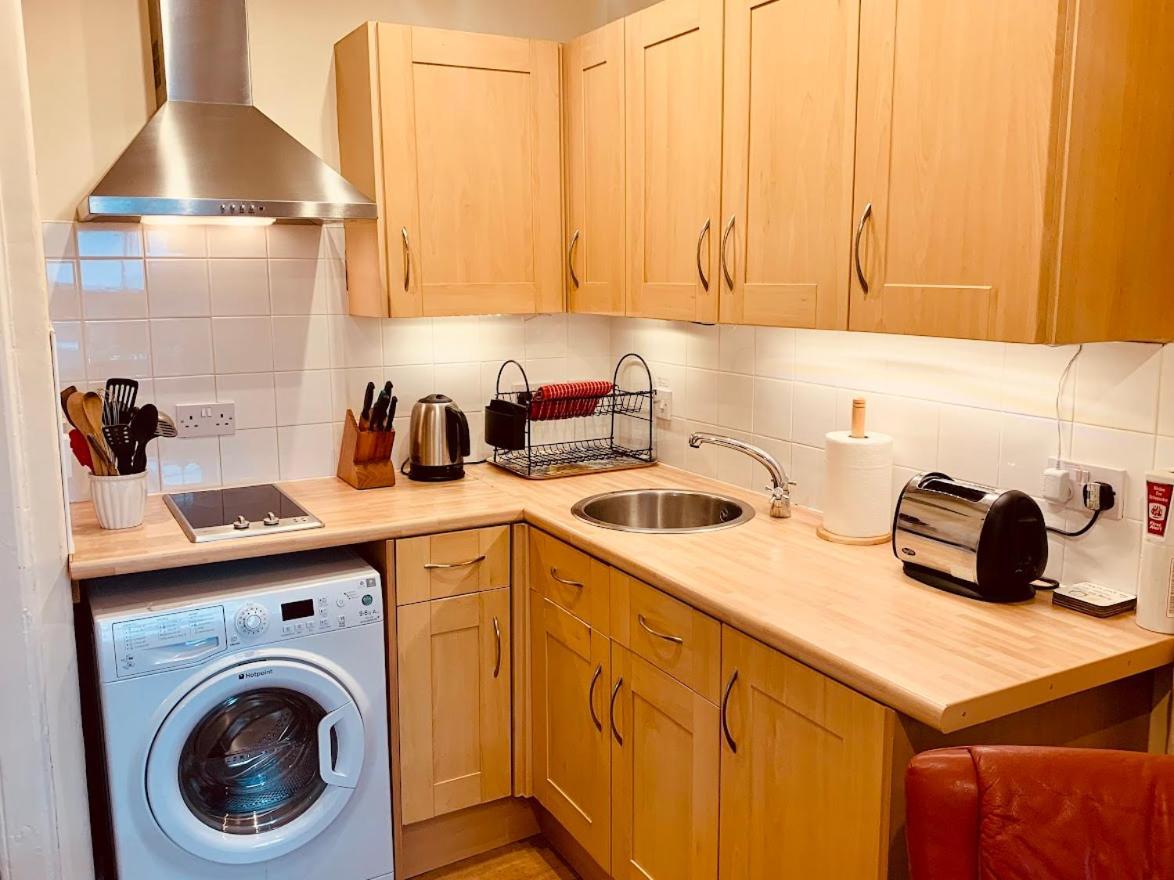 Royal Mile Apt, Just 1 Min From Edinburgh Castle! Luaran gambar